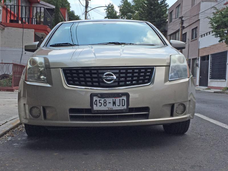 Nissan Sentra • 2009 • 160,000 km 1