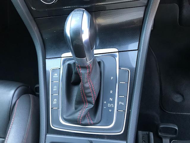 Volkswagen Golf • 2016 • 119,000 km 17