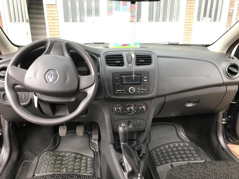 Renault Logan • 2018 • 55,300 km 3