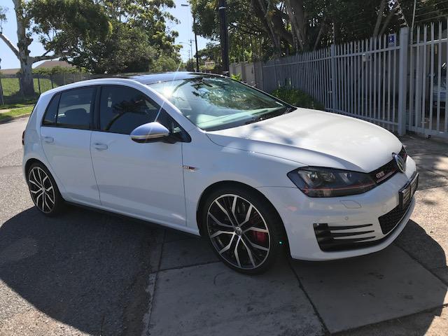 Volkswagen Golf • 2016 • 119,000 km 10