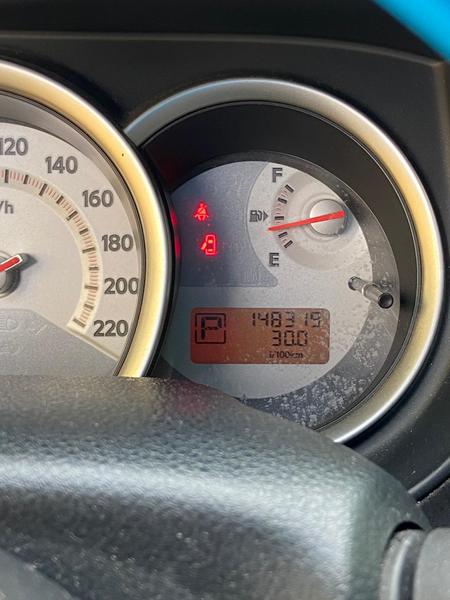 Nissan Tiida • 2009 • 148,319 km 3