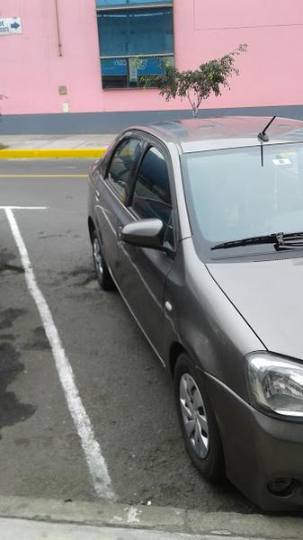 Toyota  • 2016 • 133,808 km 4