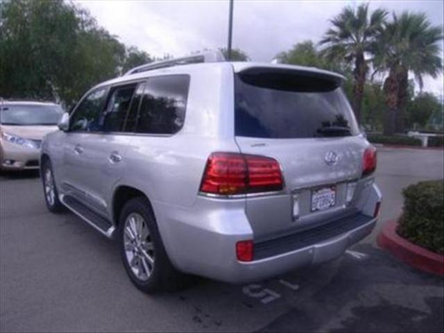 Lexus LX • 2011 • 2,399 km 8