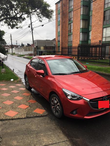 Mazda 2 • 2017 • 34,000 km 2