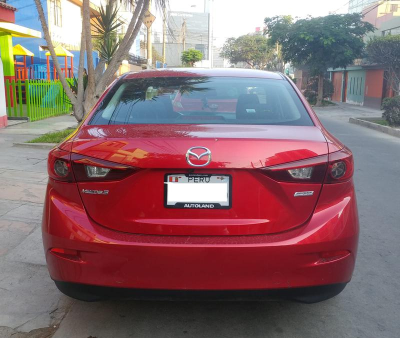 Mazda 3 • 2015 • 64,000 km 2