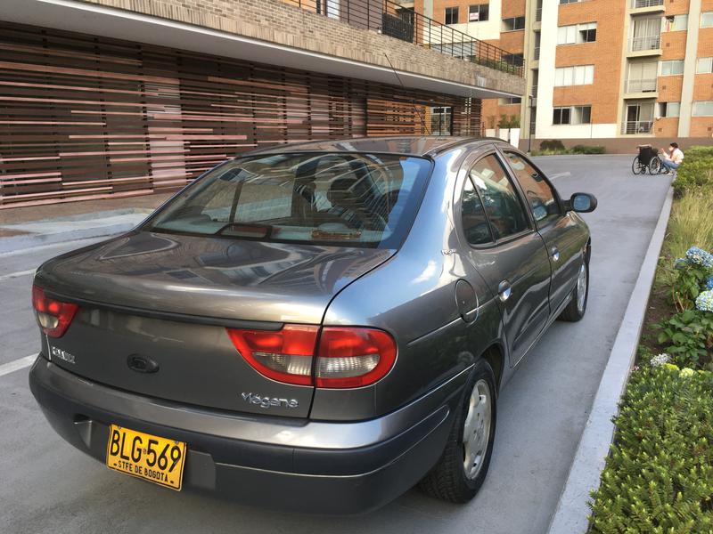Renault Mégane • 2001 • 150,000 km 8