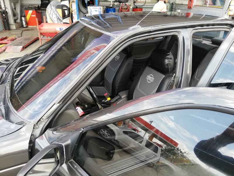 Nissan Sentra • 1996 • 250,000 km 2