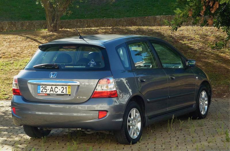 Honda Civic • 2005 • 89,241 km 2