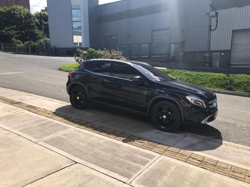 Mercedes-Benz GLA • 2015 • 66,000 km 7