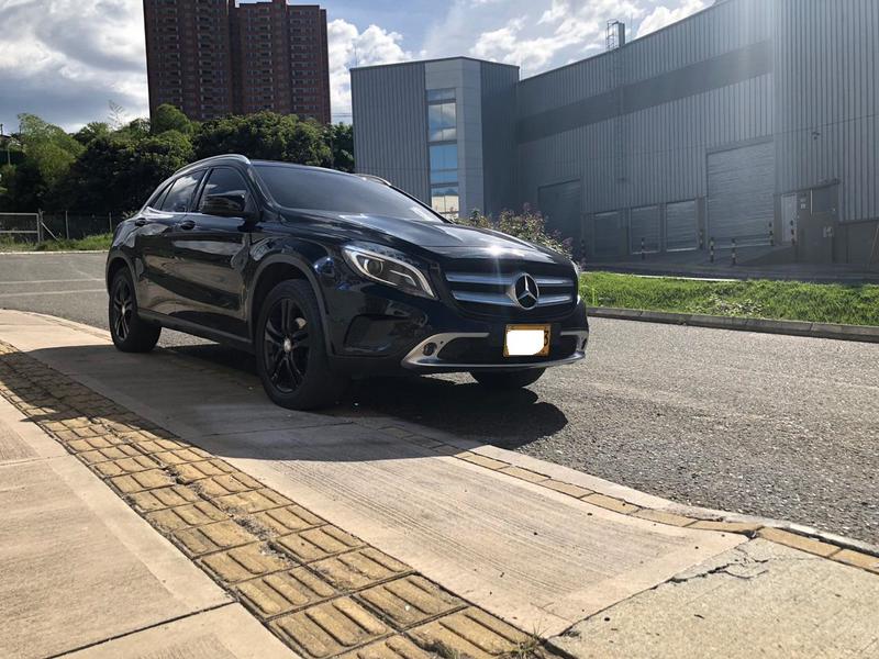 Mercedes-Benz GLA • 2015 • 66,000 km 5