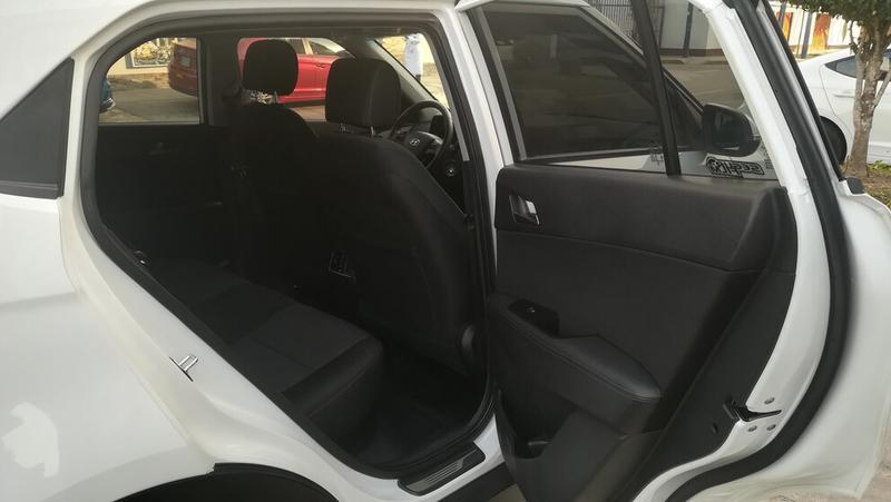 Hyundai Accent • 2016 • 33,000 km 13