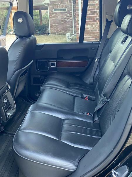 Land Rover Range Rover • 2010 • 130,000 km 3