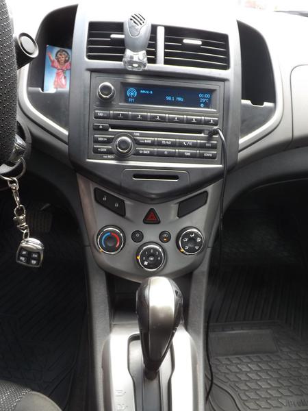 Chevrolet Sonic • 2013 • 130,000 km 4