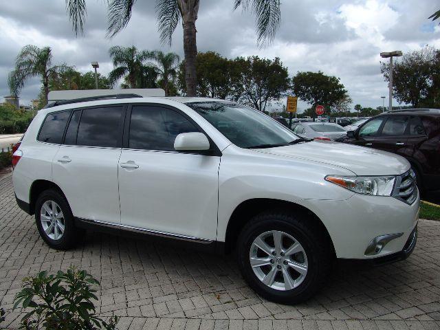Toyota Highlander • 2012 • 11,795 km 2