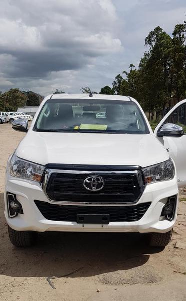 Toyota Hilux • 2020 • 10 km 1