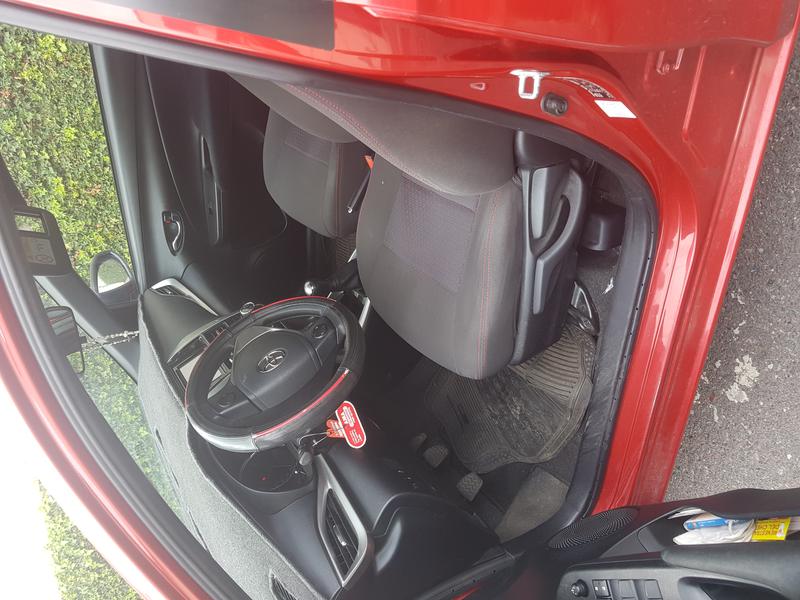 Toyota Yaris • 2019 • 26,000 km 3