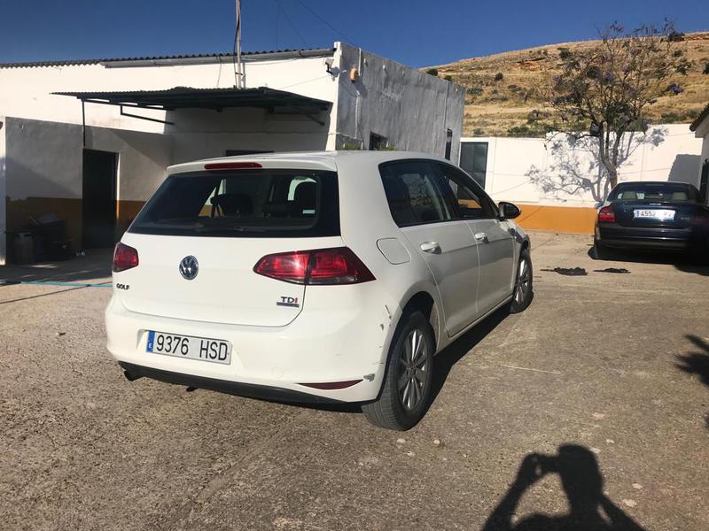 Volkswagen  • 2014 • 122,000 km 5