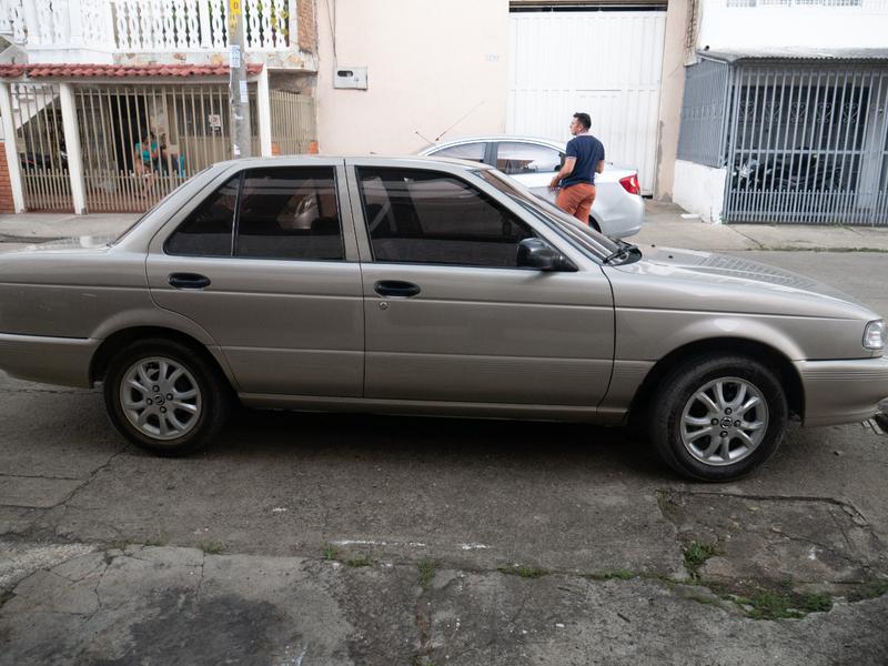 Nissan Sentra • 2012 • 64,502 km 8
