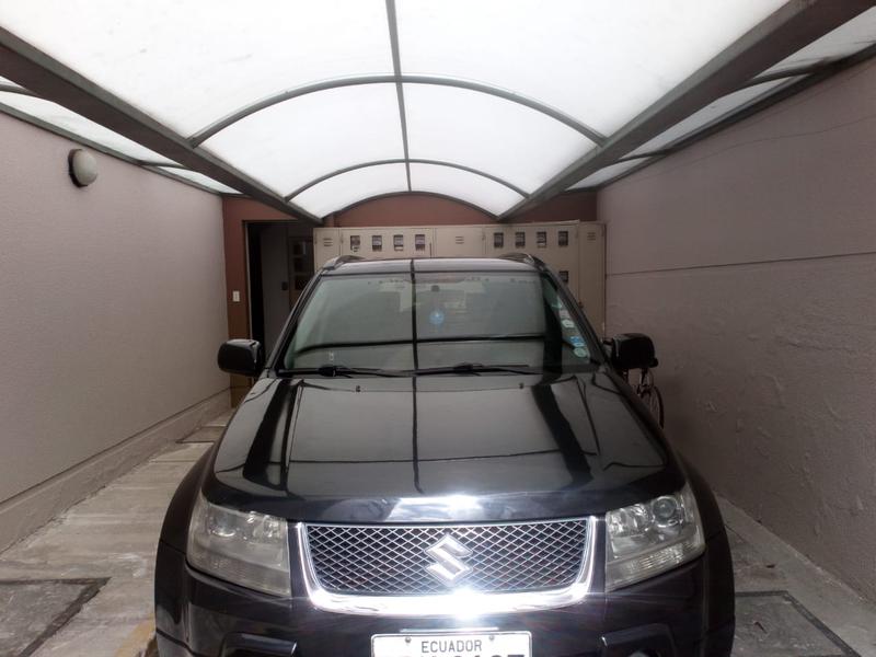 Suzuki Vitara • 2010 • 159,850 km 10