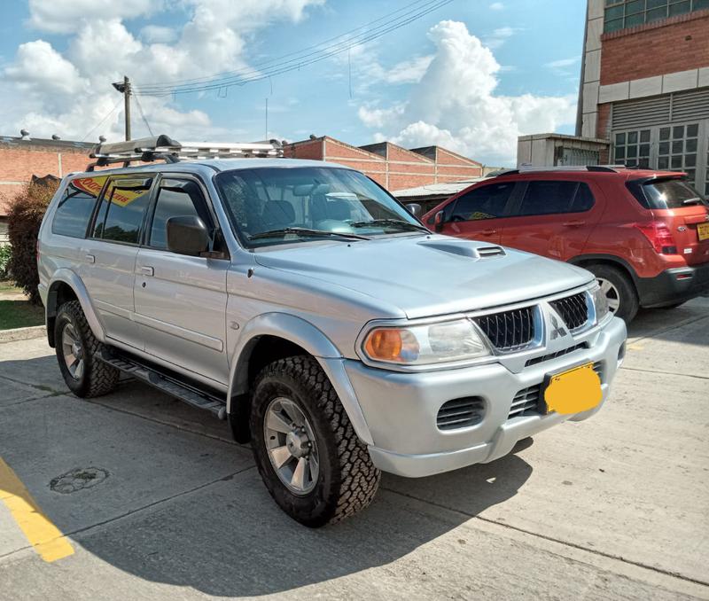 Mitsubishi ASX • 2008 • 162,716 km 12