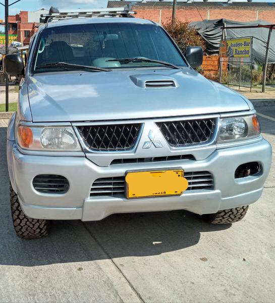 Mitsubishi ASX • 2008 • 162,716 km 4