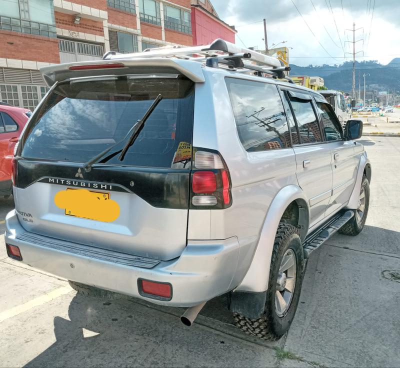 Mitsubishi ASX • 2008 • 162,716 km 5