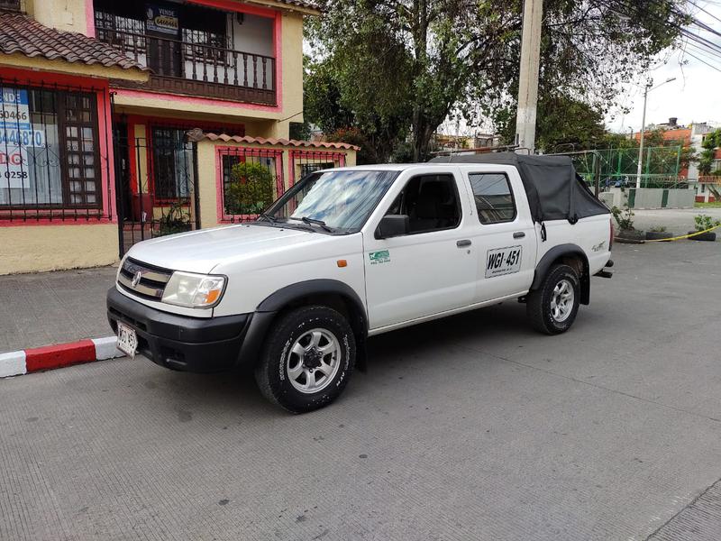 DongFeng Rich • 2014 • 120,000 km 2