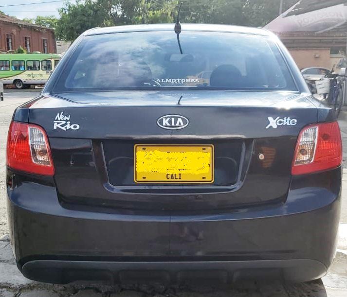 Kia Rio • 2012 • 113,000 km 3