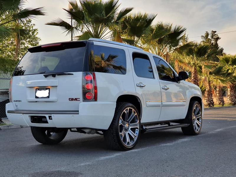 Chevrolet Tahoe • 2008 • 120,000 km 16