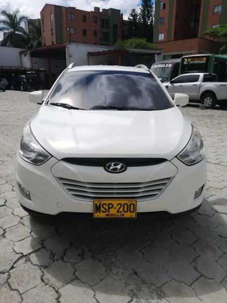 Hyundai ix35 • 2013 • 85,000 km 1