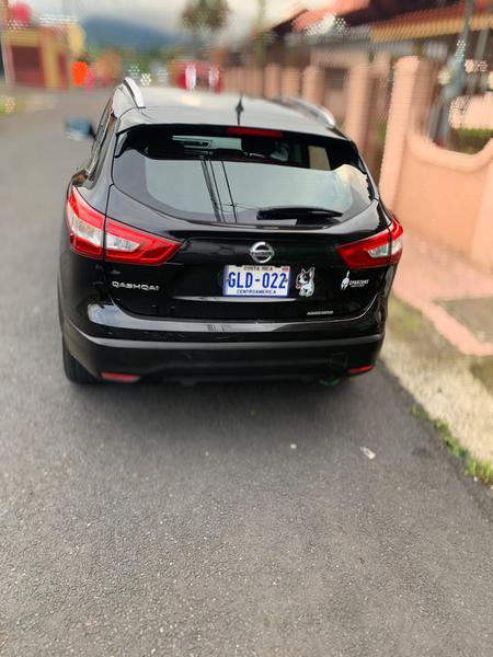Nissan Qashqai • 2019 • 76,000 km 3