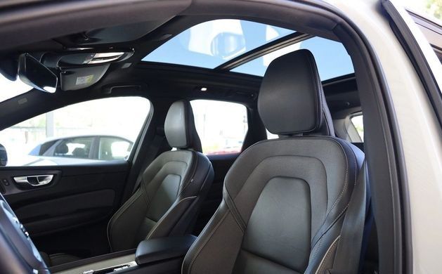 Volvo XC60 • 2022 • 47,000 km 2