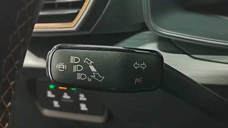 Seat Leon • 2021 • 26,143 km 11