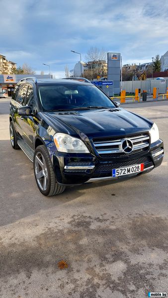 Mercedes-Benz GL • 2012 • 230,000 km 1