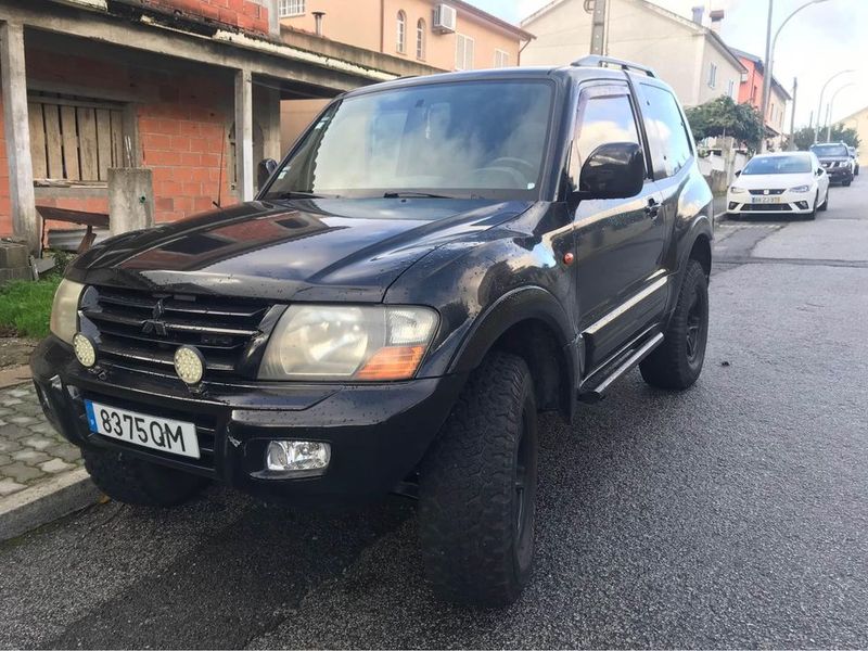 Mitsubishi Pajero • 2000 • 120,000 km 2