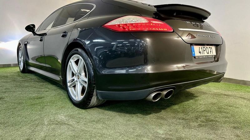 Porsche Panamera • 2011 • 173,000 km 5