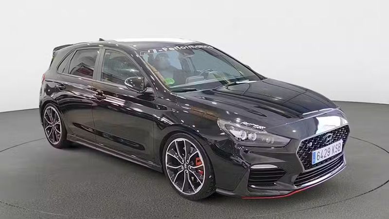 Hyundai i30 • 2018 • 65,000 km 2