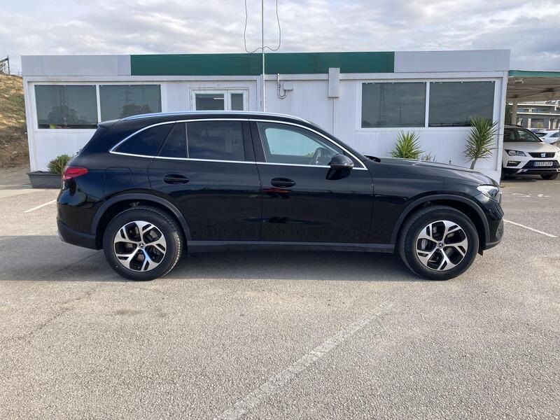 Mercedes-Benz GLC • 2023 • 12,662 km 6