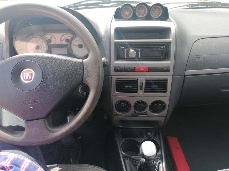 Fiat Strada • 2012 • 80,000 km 5