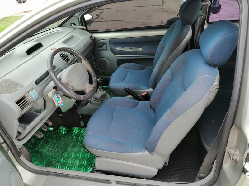 Renault Twingo • 2006 • 200,000 km 1