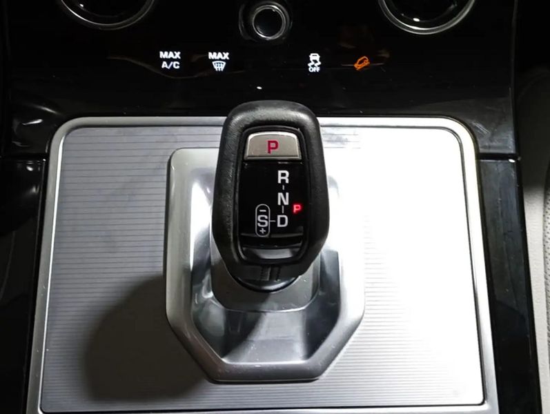 Land Rover Range Rover Evoque • 2019 • 23,375 km 9