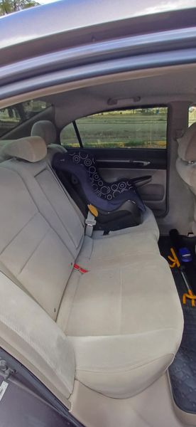 Honda Civic • 2009 • 200,000 km 12