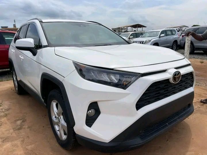 Toyota RAV4 • 2020 • 90 km 1