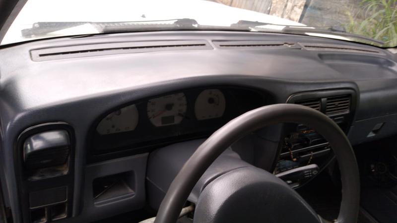 Nissan Pickup • 2004 • 140 km 13