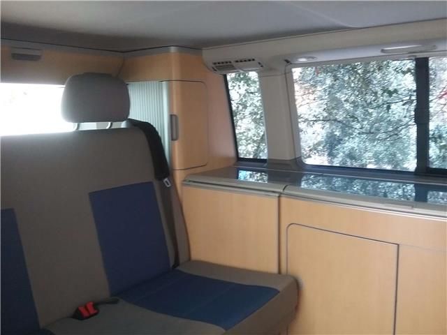 Volkswagen T5 • 2008 • 180,000 km 7