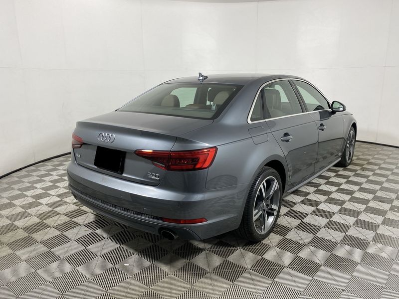 Audi A4 • 2017 • 67,149 km 6