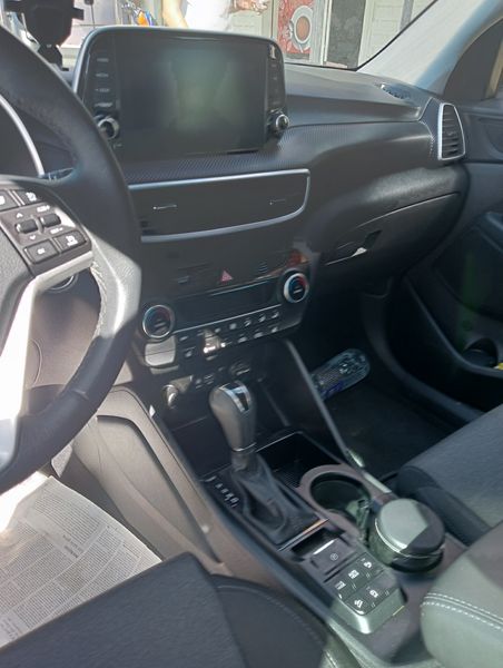 Hyundai Tucson • 2020 • 72,000 km 4