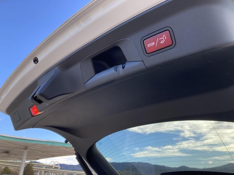 Mercedes-Benz GLC • 2020 • 77,947 km 28