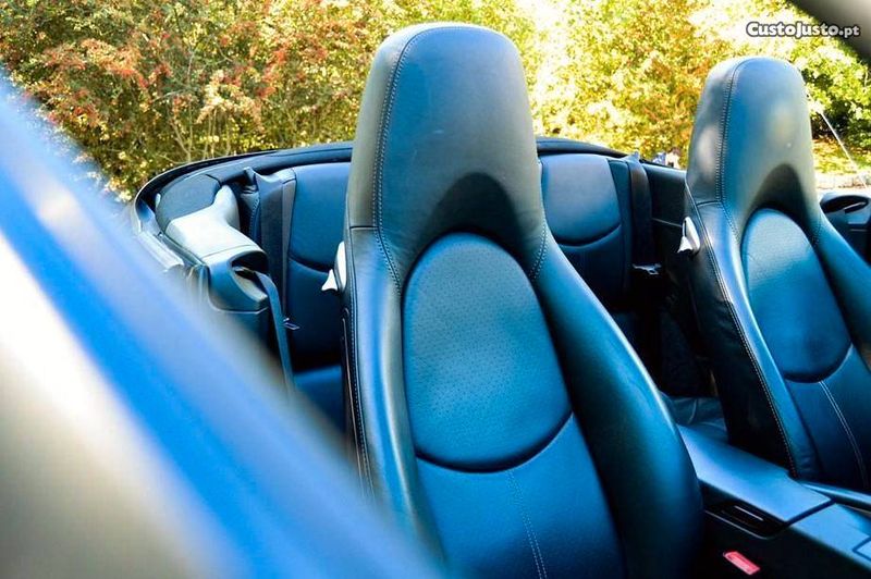 Porsche 911 Carrera • 2006 • 90,000 km 6