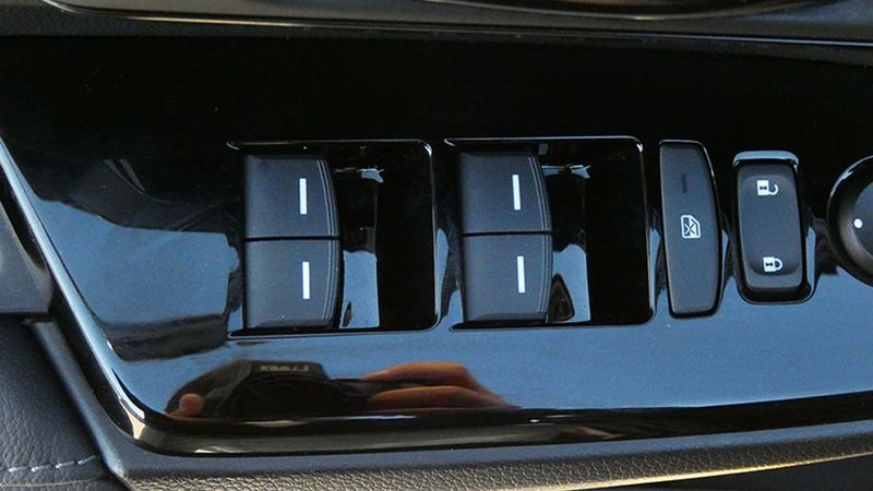 Honda CR-V Hybrid • 2023 • 16,314 km 36